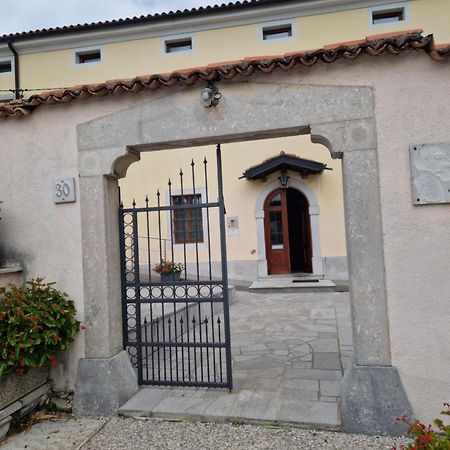 Apartma In Soba Vipavski Kriz Ajdovščina Esterno foto