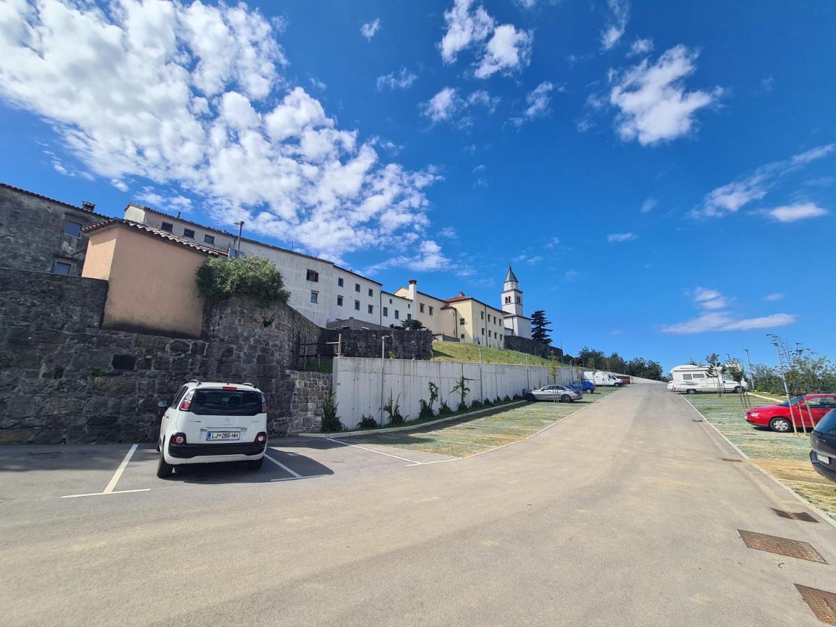 Apartma In Soba Vipavski Kriz Ajdovščina Esterno foto