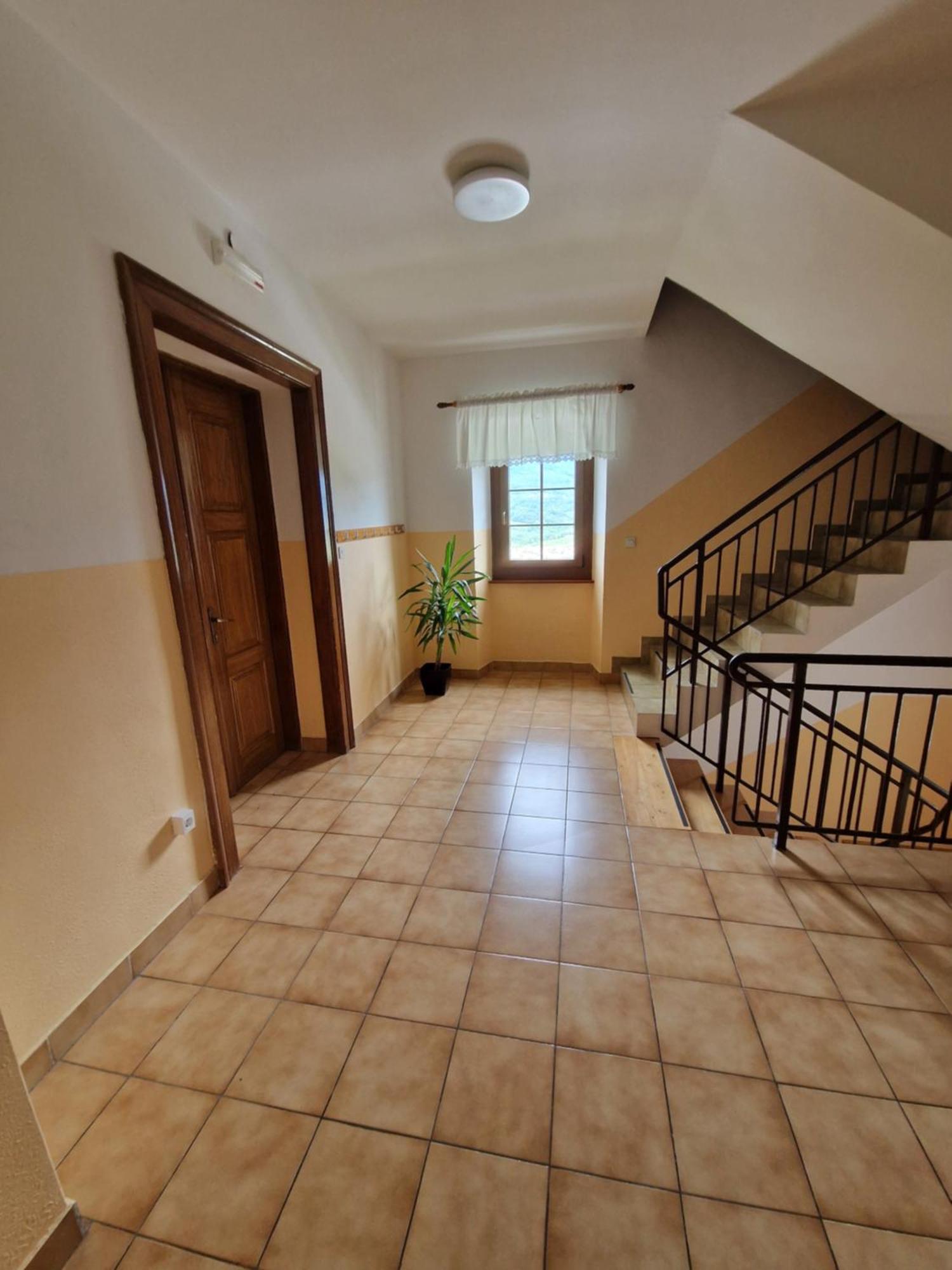 Apartma In Soba Vipavski Kriz Ajdovščina Esterno foto